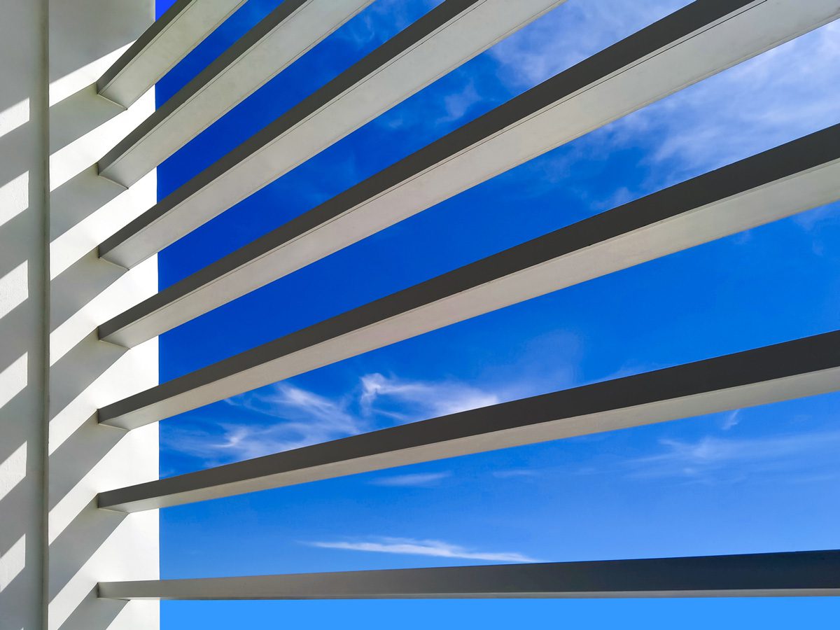 Zoom sur un brise-soleil